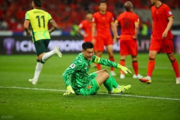 开云官方网-愤怒！韩媒晒王钰栋哭泣图：无法代替伊朗进世界杯 中国队绝望