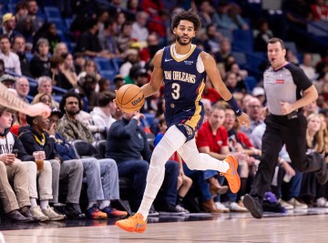 开云体育官网-今天打爽了！普尔23投12中&amp;三分16中7 砍下鹈鹕生涯新高34分