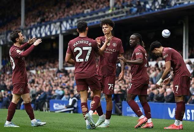 1745138782780008145.jpg 4.jpg